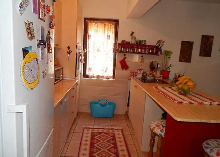 Apartman - Sleeps 2 - Balcony - Pets Ok