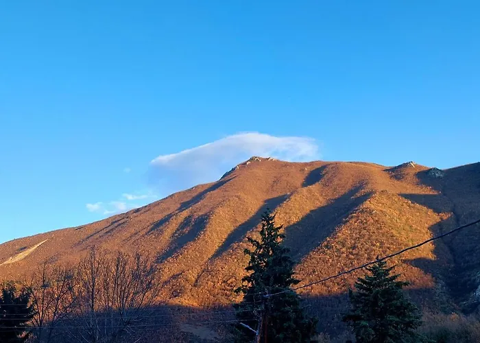 - Sleeps 2 - Balcony - Pets Ok Szkopje